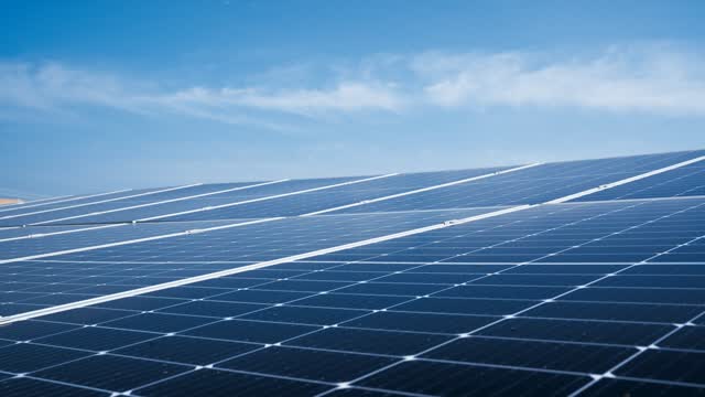 Photovoltaikmodule auf einem Hausdach